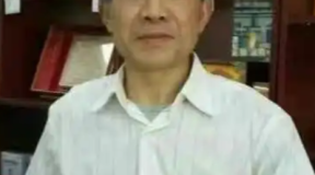 文昌佑，字骏逸，国家一级书法师