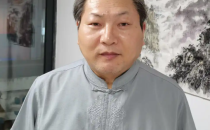 黄俊人(黄君)，现为九江市书画院特聘画师