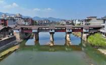 江西铅山：唐代廊桥 古韵厚重