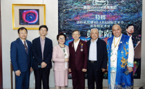 黄建南授聘美国服装贸易集团著名品牌艺术设计的高级顾问