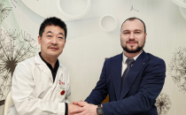 白俄罗斯国家文联国沙副主席拜访知名中医丁春喜