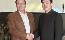 美国美术家委员会主席王余根应邀出席普林斯顿音乐晚会