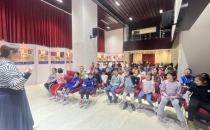 旗帜小记者走进俄罗斯文化中心