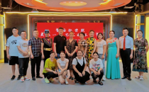 全国驼营联庆八一文艺汇演长春站