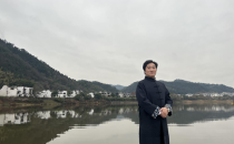 世界艺术家协会主席王余根博士领航世界艺术交流