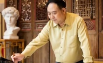 墨韵新途：康建华的艺术探索与成就