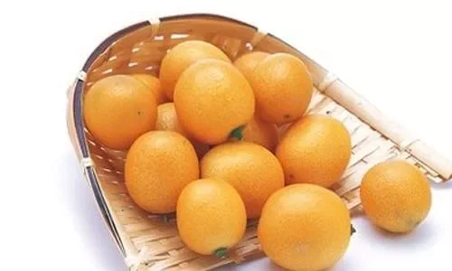 嗓子疼上火吃什么水果