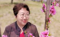 福蛇迎春德艺双謦书画名家解莉芬作品线上展