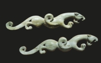 形神兼备的汉玉雕白虎