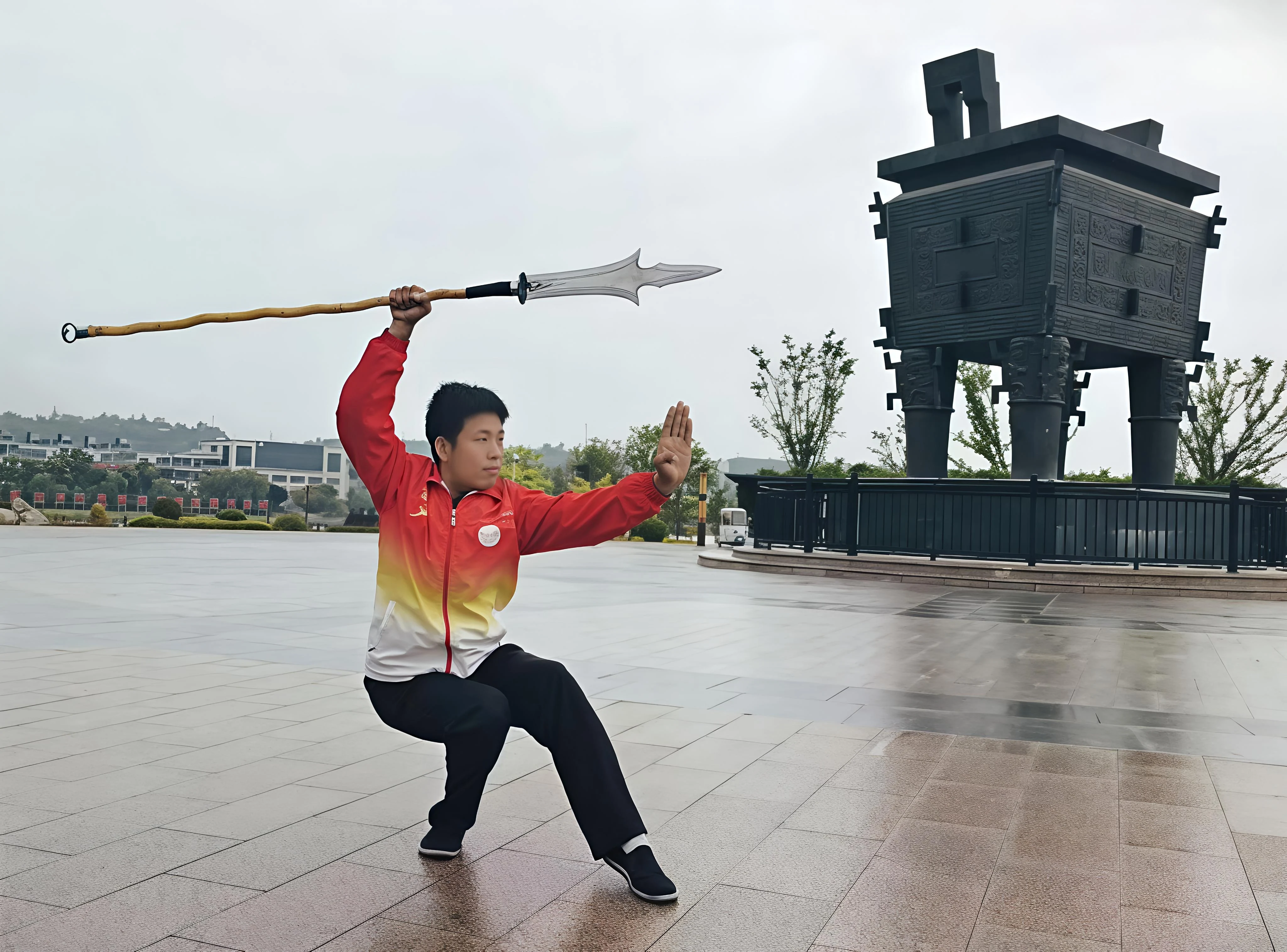 王伟-书法武术